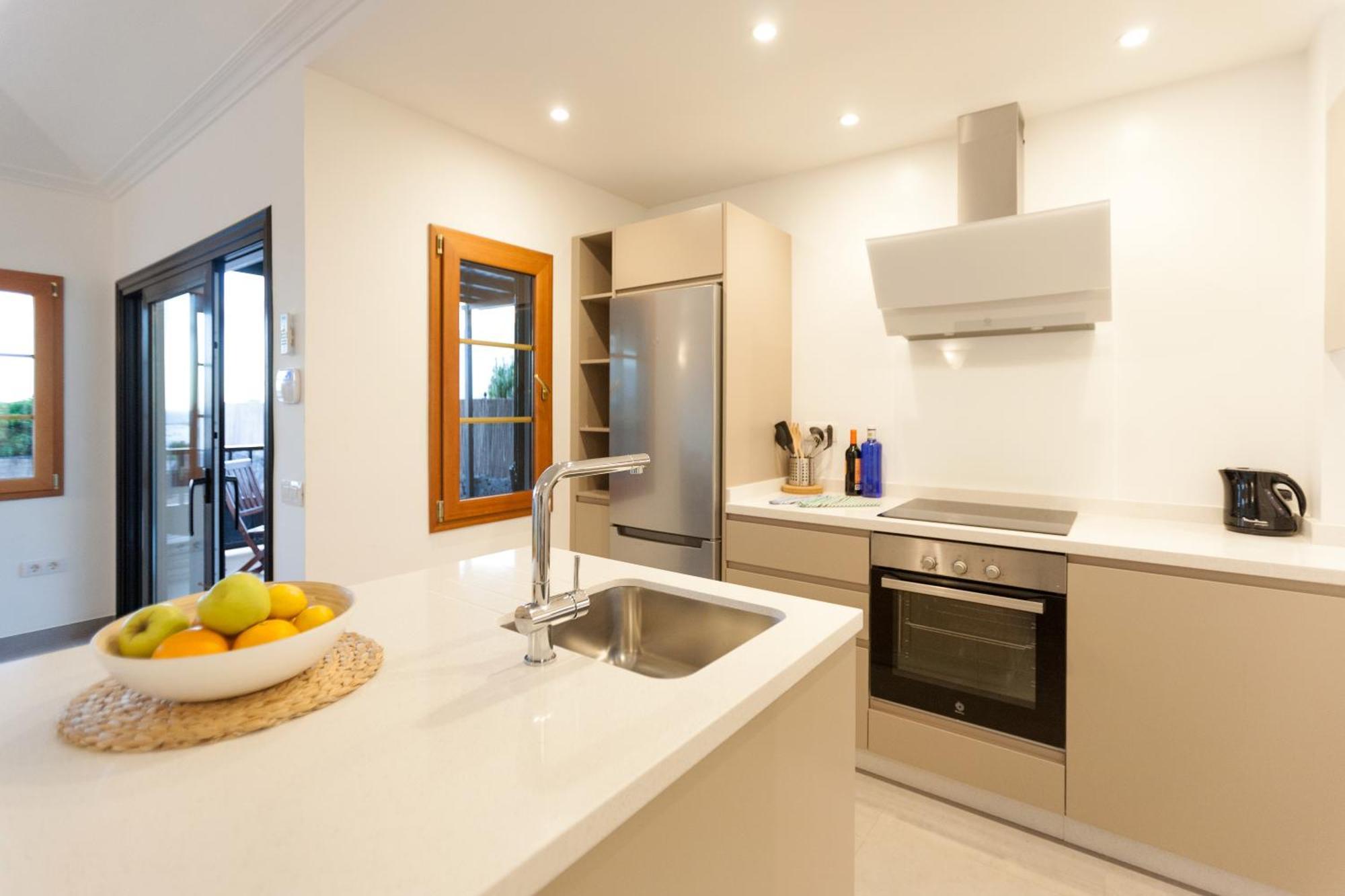 3 Bedroom Villa Venus Jupiter And Neptune With Private Heated Pool Puerto del Carmen  Buitenkant foto